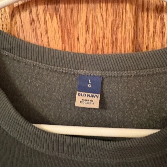 Women's Ruffled Green Top - Picture 3 of 3